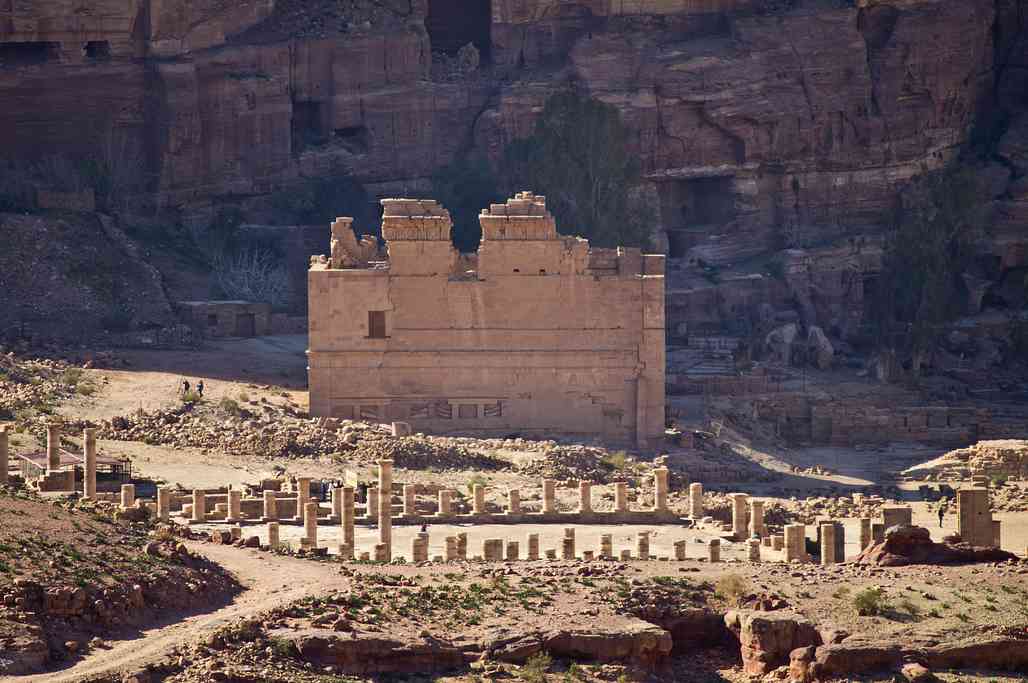 约旦最著名古迹——佩特拉古城
