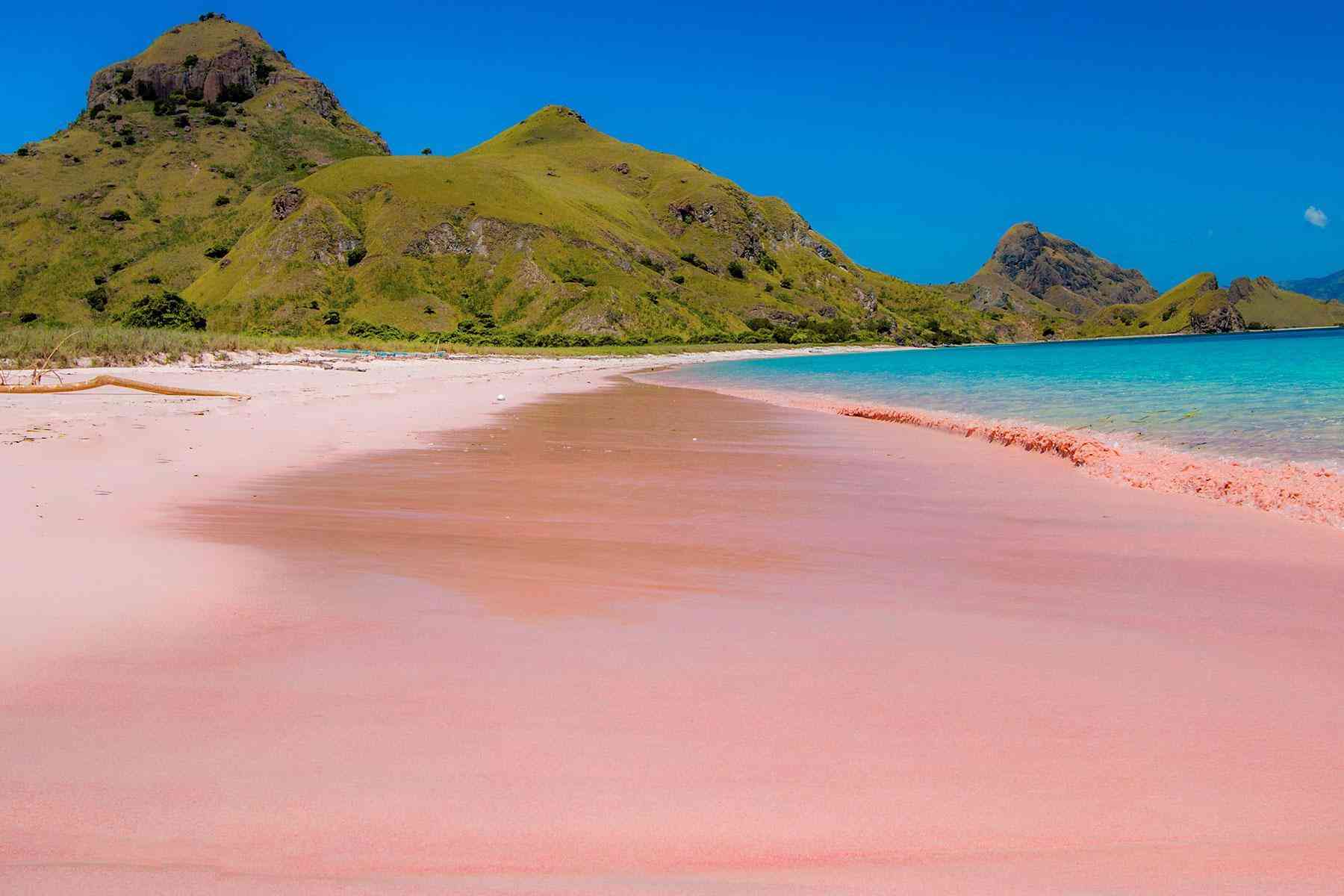 东南亚最梦幻的粉红沙滩，女生必去！