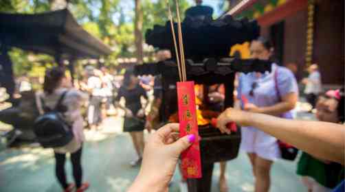 杭州旅游必去景点之灵隐寺，灵隐寺门票及斋饭攻略