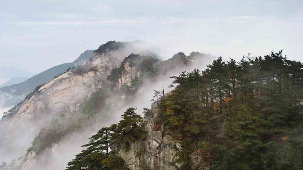 天堂寨游玩累吗？湖北和安徽的有什么区别