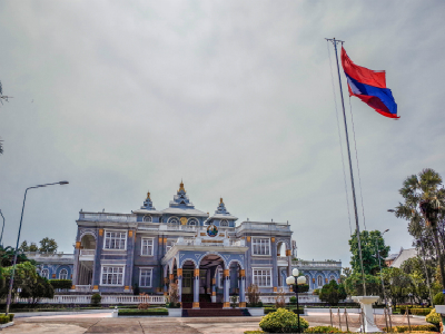 老挝使馆的办公时间及位置