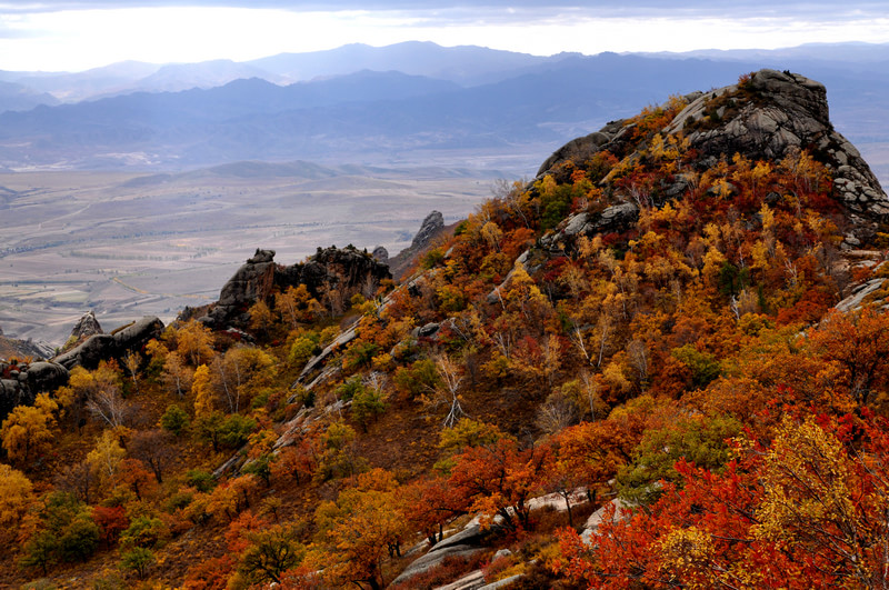 青山岩臼景区