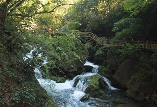 天生桥景区