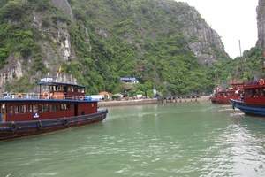 北海到越南下龙湾海上(过夜)古帆船三天两晚游(含天堂岛)
