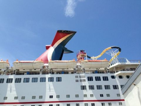 嘉年华神往号Ecstasy邮轮之邀: 巴哈马邮轮观光,阳光迈阿密,奢华之都-棕榈滩,美国威尼斯-罗德岱堡(7天)