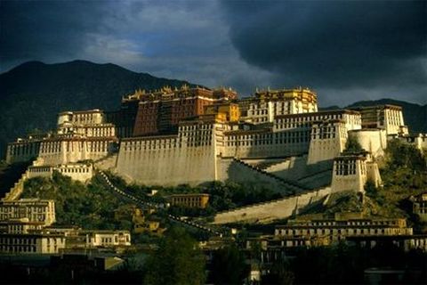 <拉萨-布达拉宫-林芝-羊卓雍措湖8日游>西藏自然美景 （当地游）